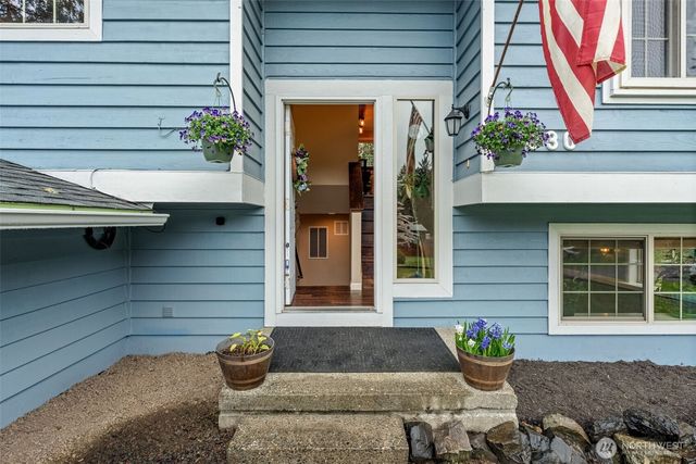 1030 Hillandale Drive E, Port Orchard, WA 98366