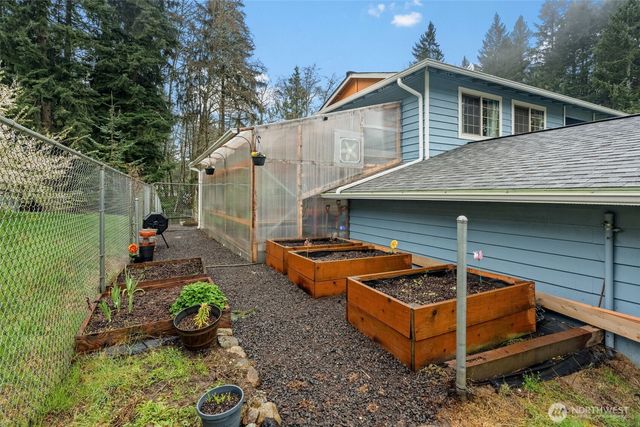 1030 Hillandale Drive E, Port Orchard, WA 98366