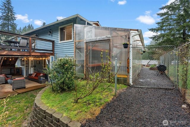 1030 Hillandale Drive E, Port Orchard, WA 98366