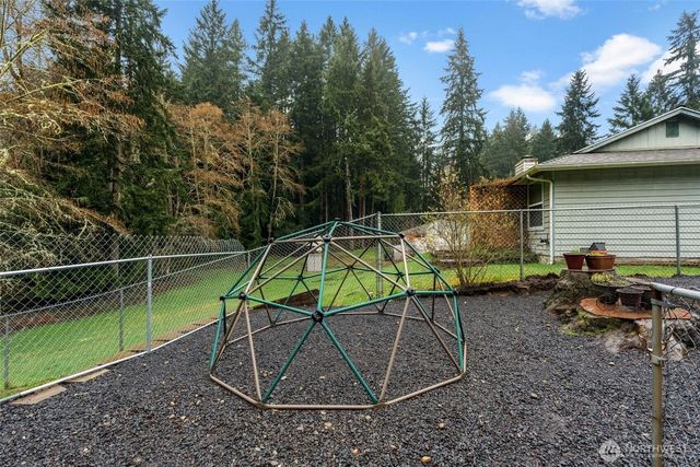 1030 Hillandale Drive E, Port Orchard, WA 98366