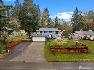 1030 Hillandale Drive E, Port Orchard, WA 98366