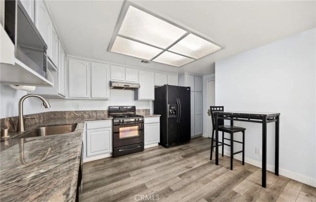 1974 E Lynwood 1E, San Bernardino, CA 92404