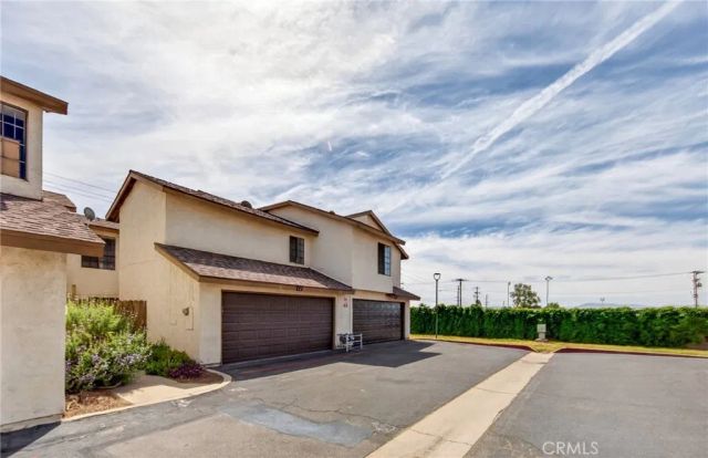 1974 E Lynwood 1E, San Bernardino, CA 92404