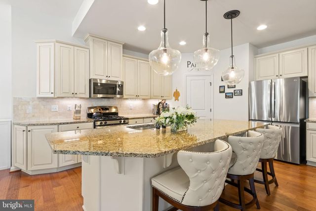 26 LIBERTY KNOLLS DR, Stafford, VA 22554