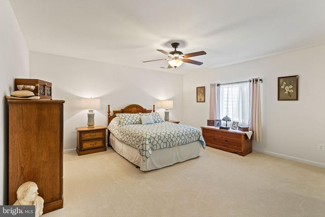 26 LIBERTY KNOLLS DR, Stafford, VA 22554