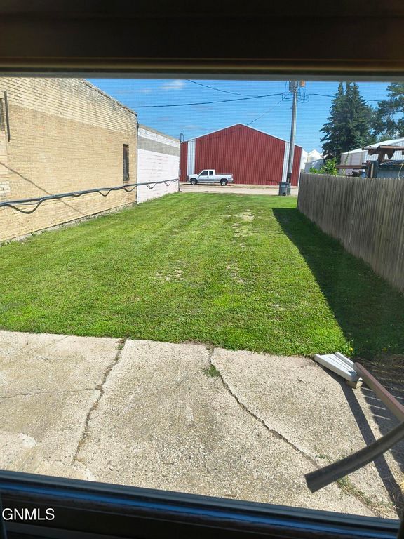 416 Main Street, Edgeley, ND 58433 photo 34
