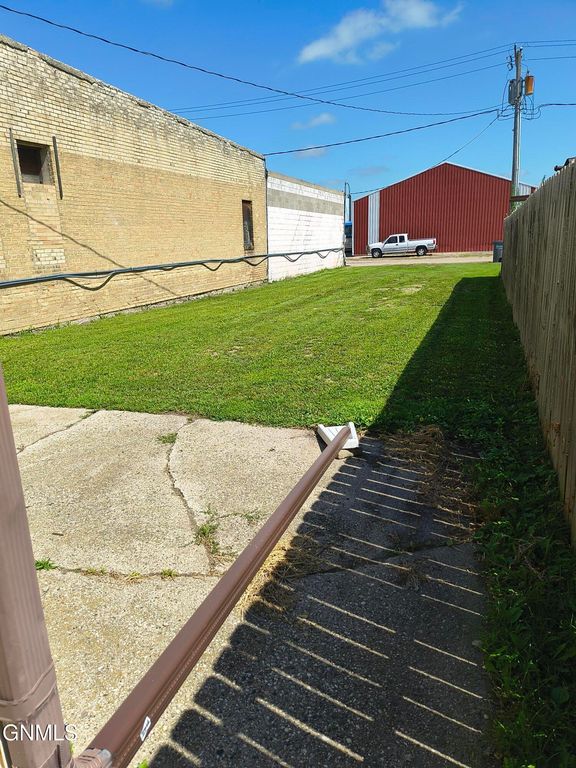 416 Main Street, Edgeley, ND 58433 photo 35