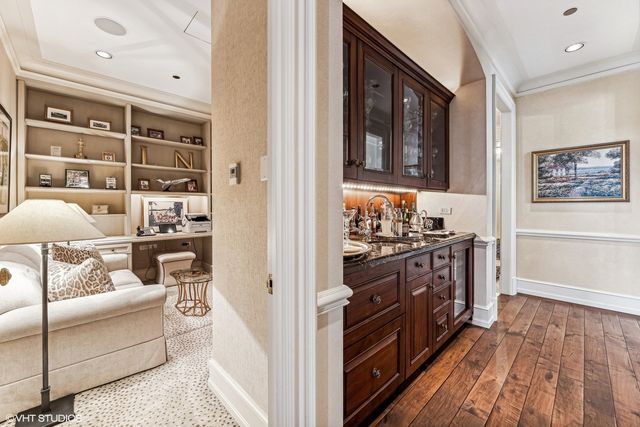 65 E Goethe Street 4N, Chicago, IL 60610
