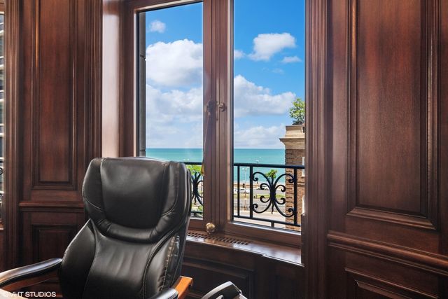 65 E Goethe Street 4N, Chicago, IL 60610