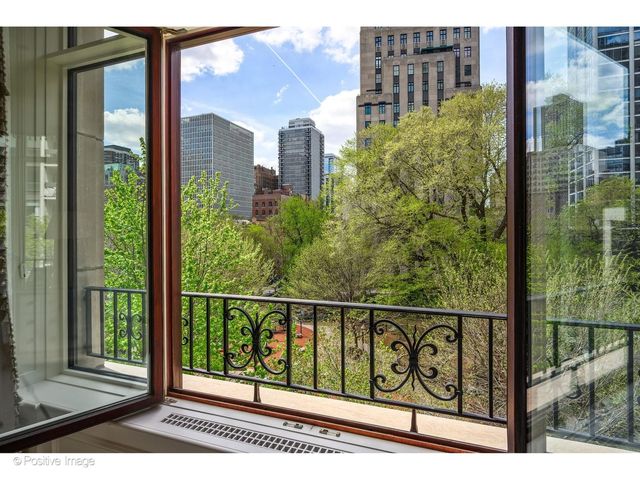 65 E Goethe Street 4N, Chicago, IL 60610