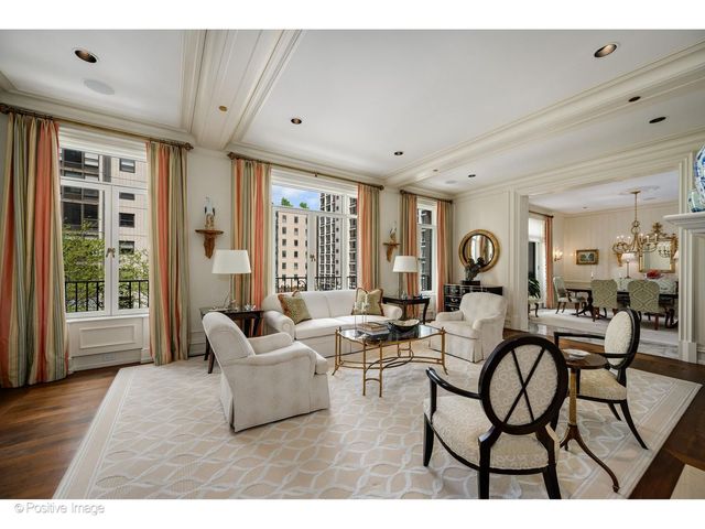 65 E Goethe Street 4N, Chicago, IL 60610