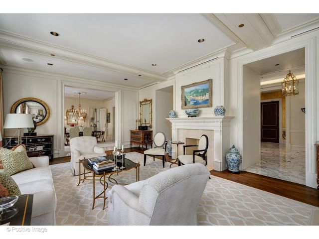 65 E Goethe Street 4N, Chicago, IL 60610