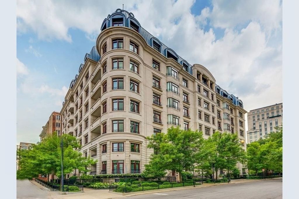 65 E Goethe Street 4N, Chicago, IL 60610