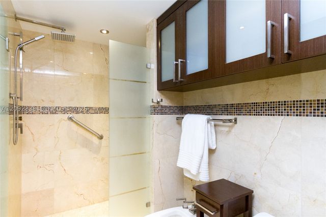 4775 Collins Ave 1201, Miami Beach, FL 33140
