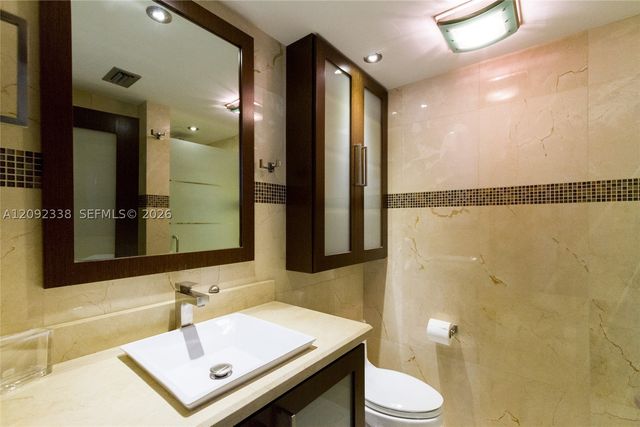 4775 Collins Ave 1201, Miami Beach, FL 33140