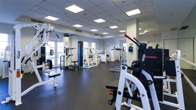 4775 Collins Ave 1201, Miami Beach, FL 33140