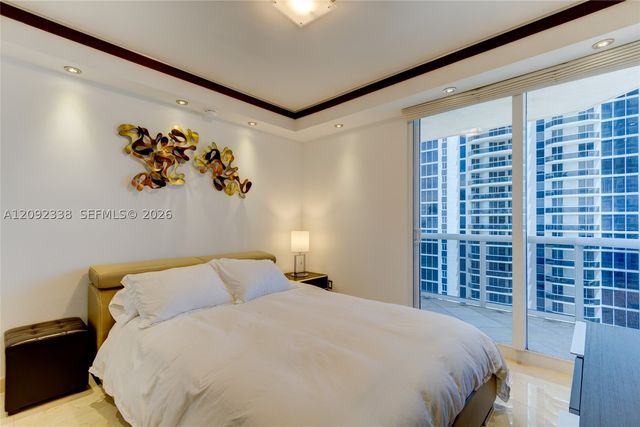 4775 Collins Ave 1201, Miami Beach, FL 33140
