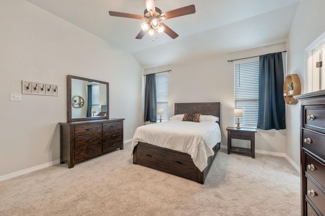 621 Holstein DR, Belton, TX 76513