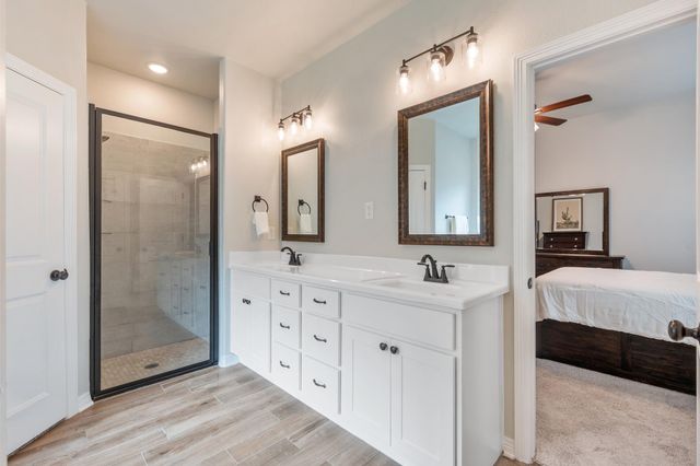621 Holstein DR, Belton, TX 76513