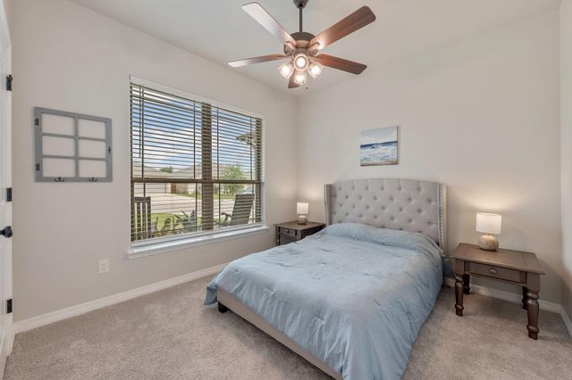 621 Holstein DR, Belton, TX 76513