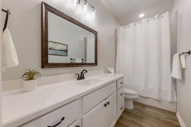 621 Holstein DR, Belton, TX 76513