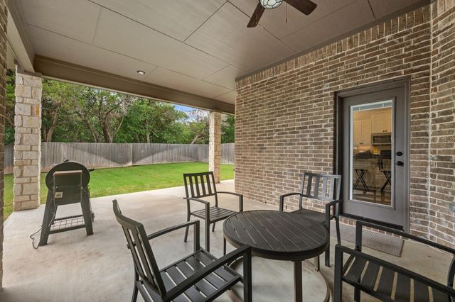 621 Holstein DR, Belton, TX 76513