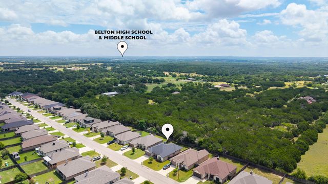 621 Holstein DR, Belton, TX 76513