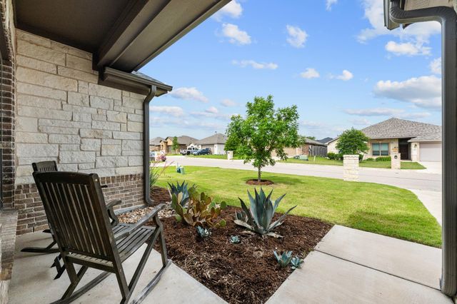 621 Holstein DR, Belton, TX 76513