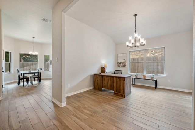621 Holstein DR, Belton, TX 76513