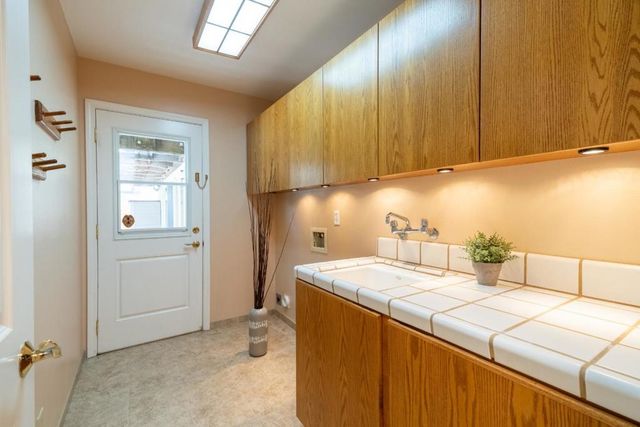 7680 Santa Paula Drive, Gilroy, CA 95020