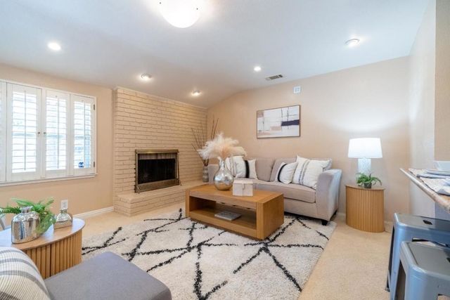 7680 Santa Paula Drive, Gilroy, CA 95020