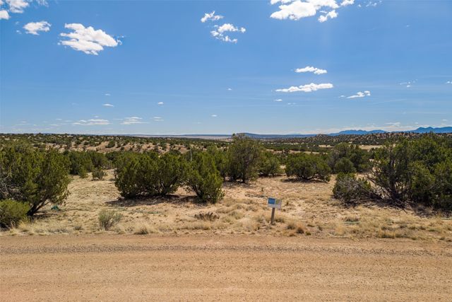 55 Southern Crescent Road, Lamy, NM 87540