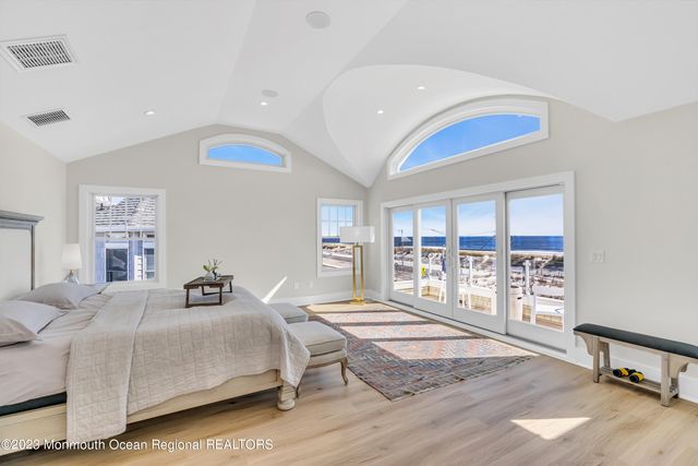 1005 N Ocean Avenue, Seaside Park, NJ 08752