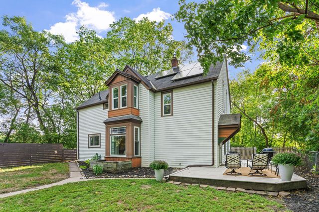 629 Hall Avenue, Saint Paul, MN 55107