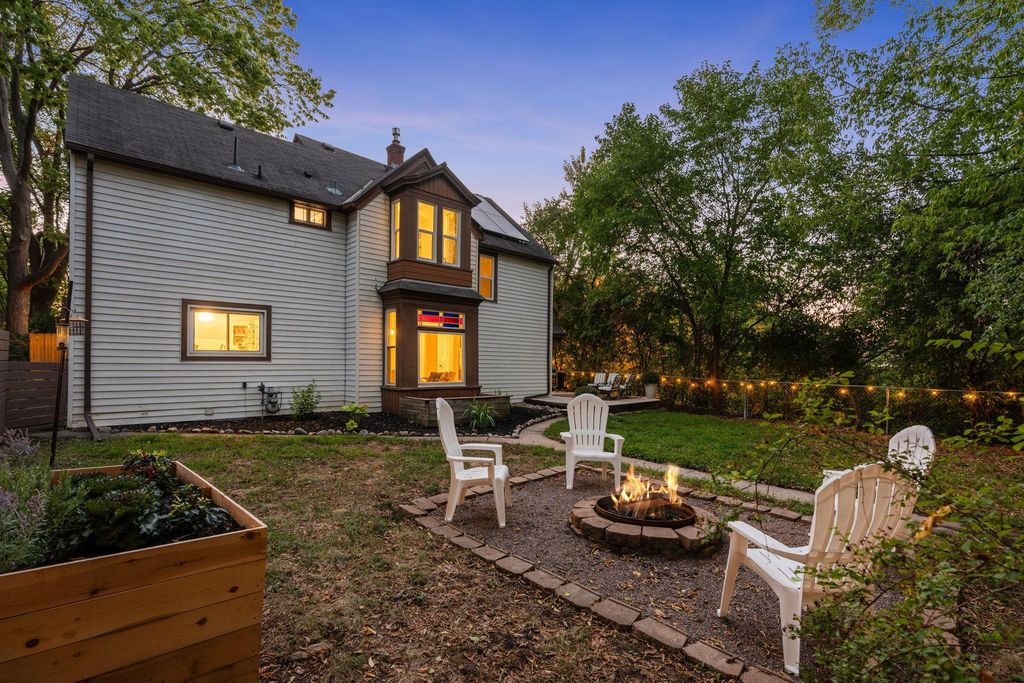 629 Hall Avenue, Saint Paul, MN 55107