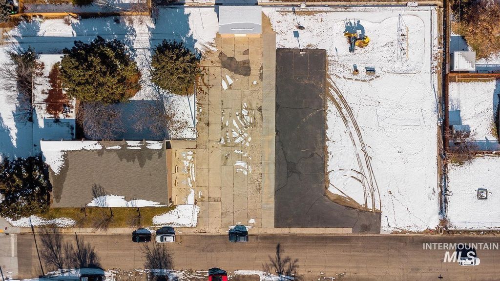 408 N Garden St, Boise, ID 83706 photo 3