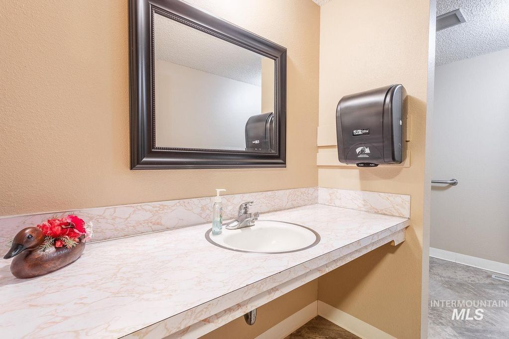 408 N Garden St, Boise, ID 83706 photo 35