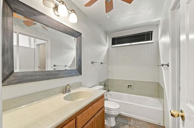 2400 Payne Ave, Modesto, CA 95351