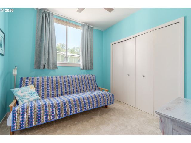 172 OAKLEIGH Ln 513, Eugene, OR 97404