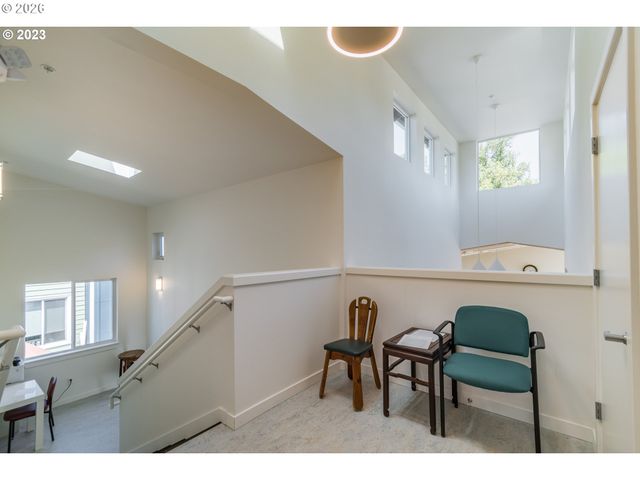 172 OAKLEIGH Ln 513, Eugene, OR 97404