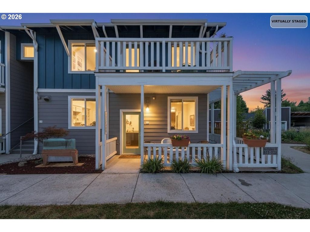 172 OAKLEIGH Ln 513, Eugene, OR 97404