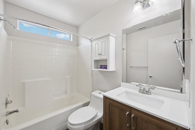 704 Bay St, Suisun City, CA 94585