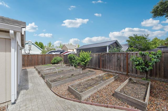 704 Bay St, Suisun City, CA 94585