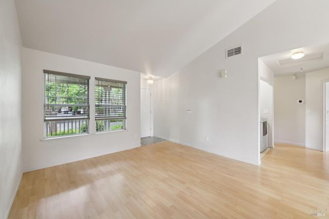 704 Bay St, Suisun City, CA 94585