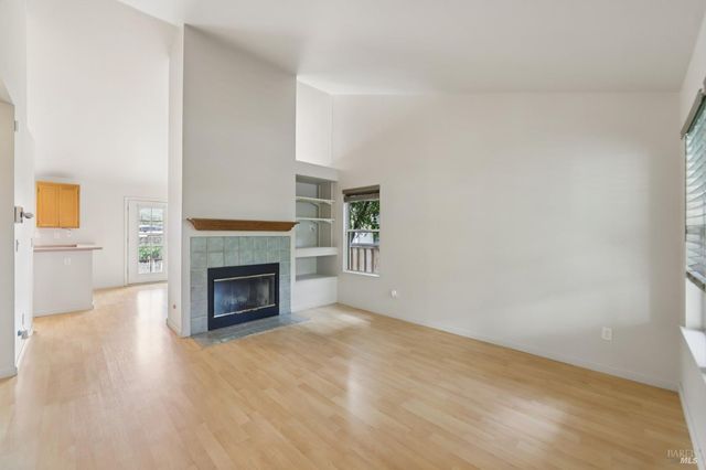 704 Bay St, Suisun City, CA 94585