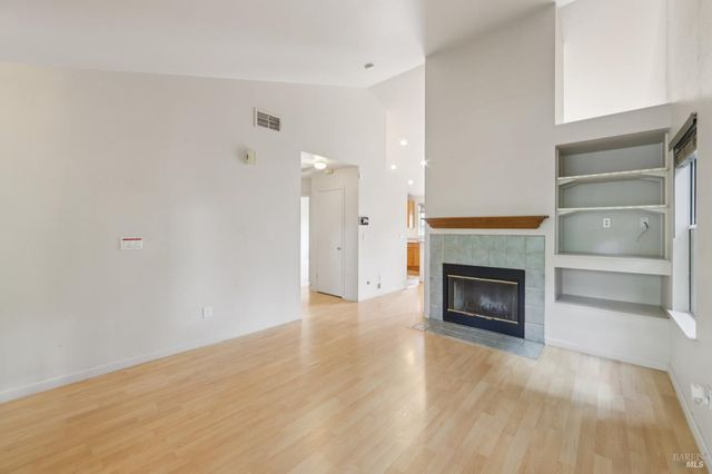 704 Bay St, Suisun City, CA 94585