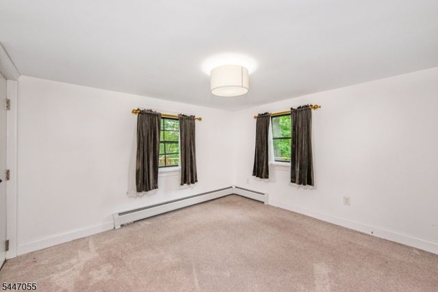42 St Johns Ave, Parsippany-troy Hills Twp., NJ 07878