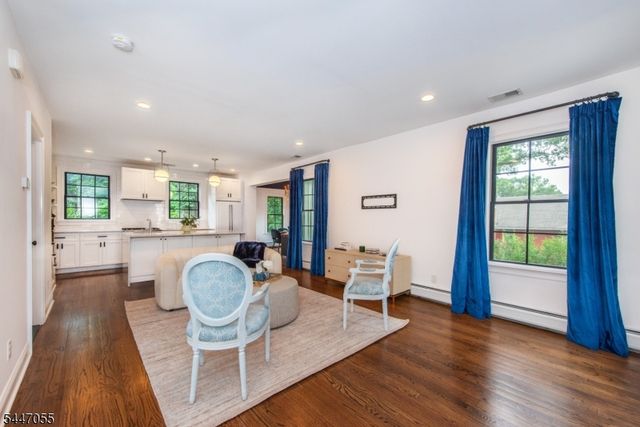 42 St Johns Ave, Parsippany-troy Hills Twp., NJ 07878