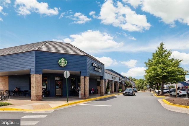 12108 QUORN LN, Reston, VA 20191