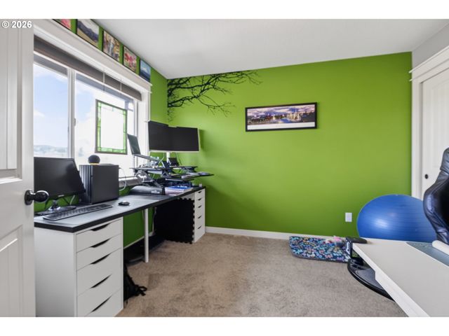 918 E 16TH St, Lafayette, OR 97127